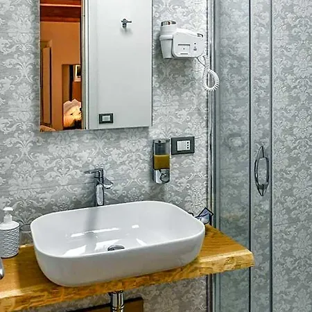 Ballarooms Centro 4*