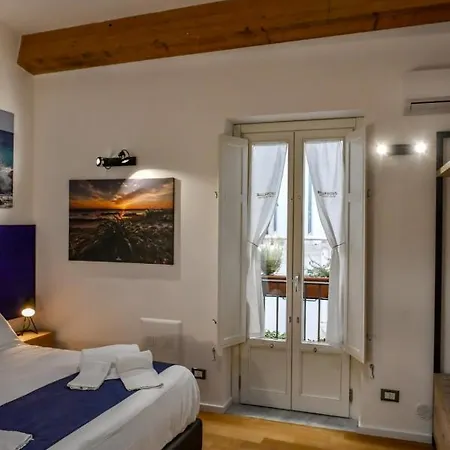 Oda ve Kahvaltı Ballarooms Centro Palermo