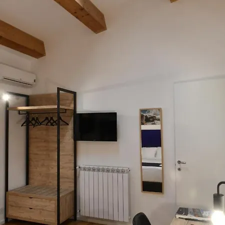 Ballarooms Centro 4* Palermo
